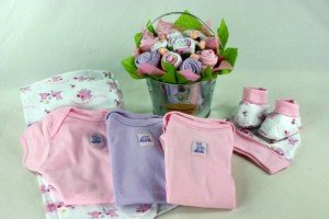 Mit csináljak a kinőtt babaruhákkal-Elajándékozhatom