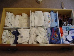 Mit csináljak a kinőtt babaruhákkal-Eltehetem