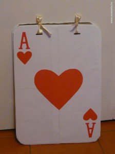 Farsangi jelmez gyerekeknek kartonból