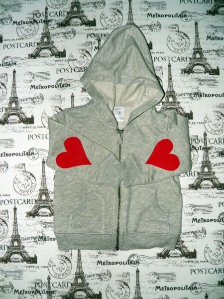 Szíves ruhák fiúknak