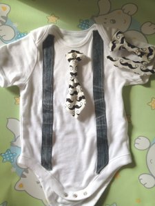 Praktikus ünneplő ruha 1 éves fiúknak