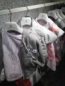 Praktikus és csinos baba és gyerekruhák