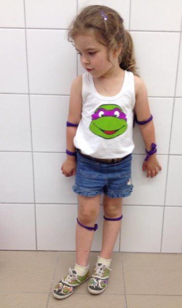 Egyedi pólók Freezer paper-rel