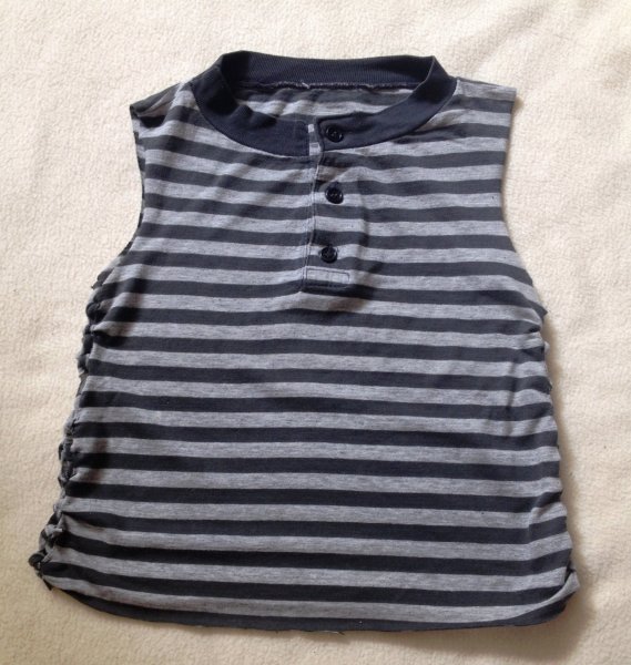 Felnőtt pólóból trikó, szoknya vagy rövidnadrág készítése