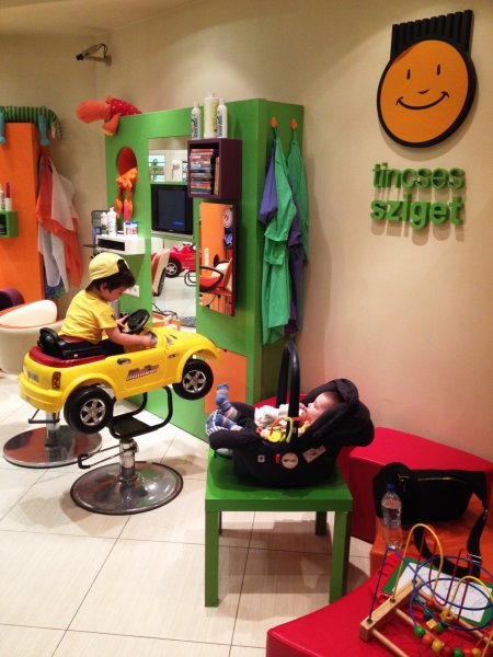 Tincses-Sziget Gyermek Élményfodrászat