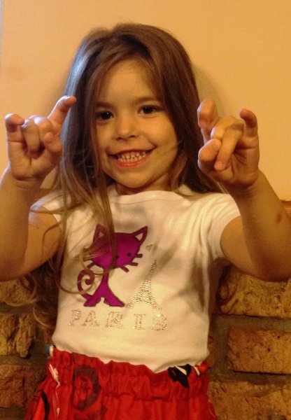 Gyerekpólók felújítása